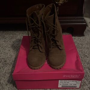 Shoe Dazzle Women's Brown Lace-Up Boots